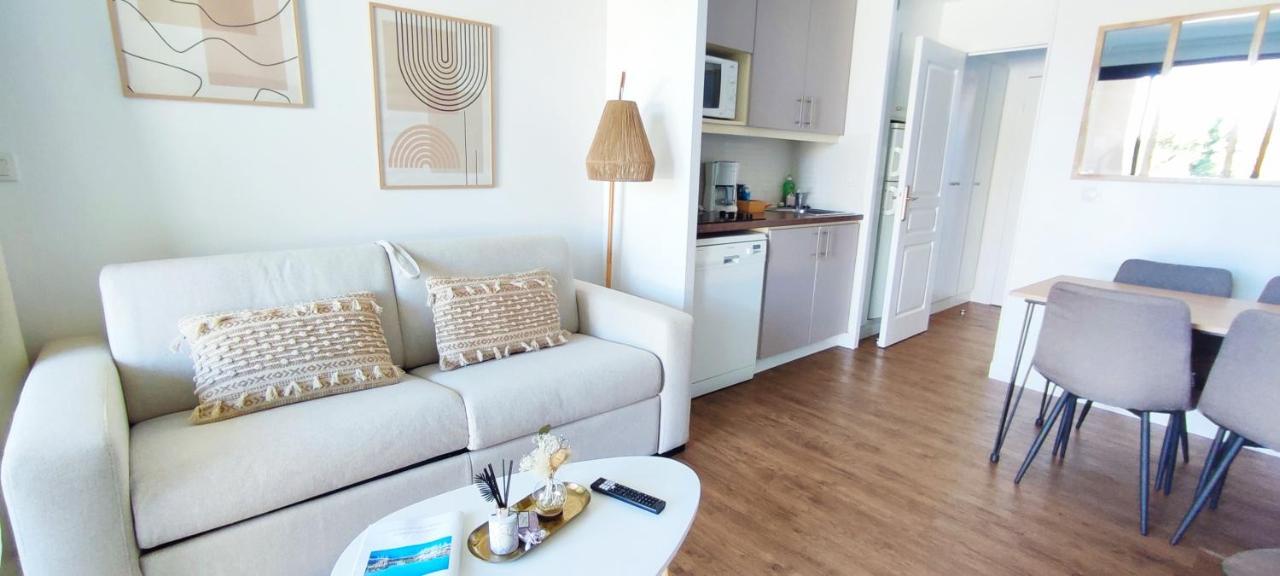 Chez Adriana Appartement Cosy Avec Jardin, Proche Plage Grimaud Kültér fotó